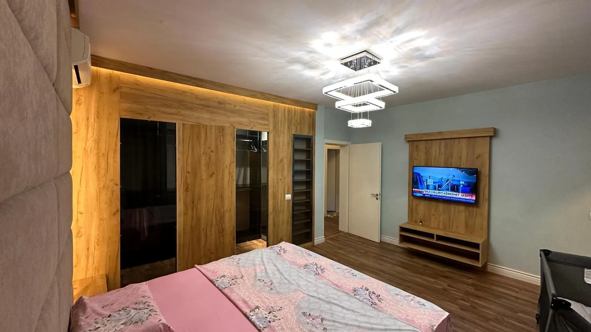 Apartment New Apartament Tirana Albania
